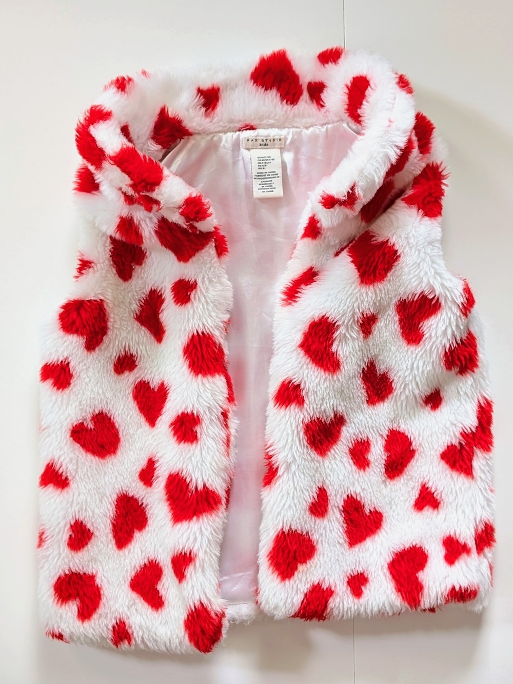 Max Studio Kids Heart Faux Fur Vest And Trendy Long Sleeve Tee Set 7/8